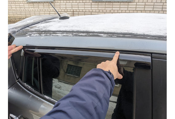 Дефлектори HAVOC накладні для Nissan Leaf (2010–2017)