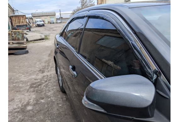 Дефлектори HAVOC накладні для Toyota Camry 50/55 2012-2017 Euro з Хромованим Молдингом