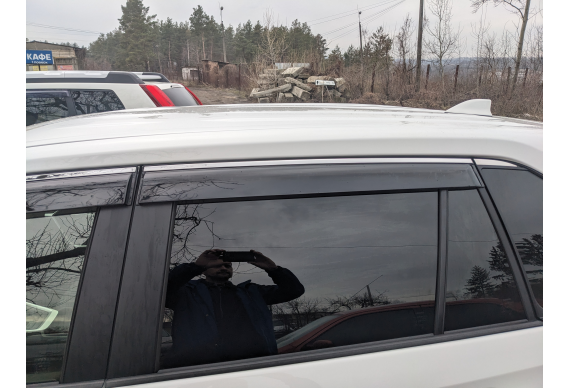 Дефлектори HAVOC накладні для Toyota Rav-4 2019 -> з Хромованим Молдингом